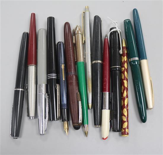 Quantity of assorted pens